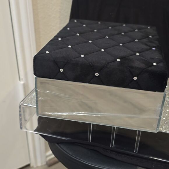 At Home Studded Velvet Mirrored Jewelry Storage Box - Picture 7 of 11